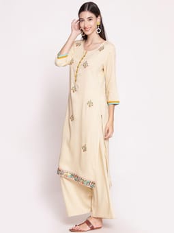 Embroidered Kurta Palazzo Dupatta Closer One