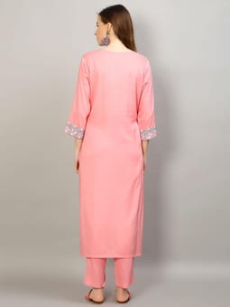 Solid Kurta Trouser Dupatta Back
