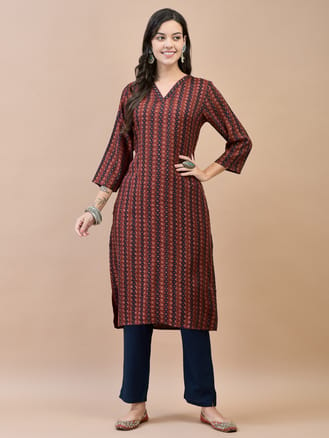 Women Liva Rayon Maroon Geometric Print Kurta