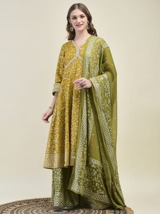 Women Liva (Viscose) Mustard Floral Print Kurta Split Pant Dupatta