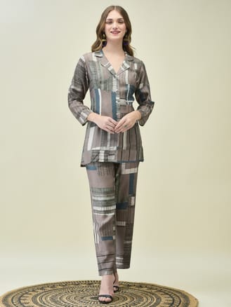 Women Liva (Viscose) Grey Geometric Print Co-Ord Set