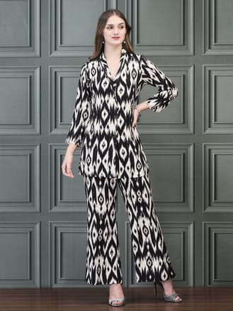 Women Liva (Rayon) Off White Ikat Print Co-Ord Set