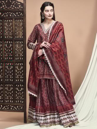 Women Chanderi Maroon Ajrakh Print Kurta Skirt Dupatta